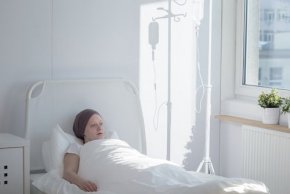 Тошнота во время химиотерапии (2022)